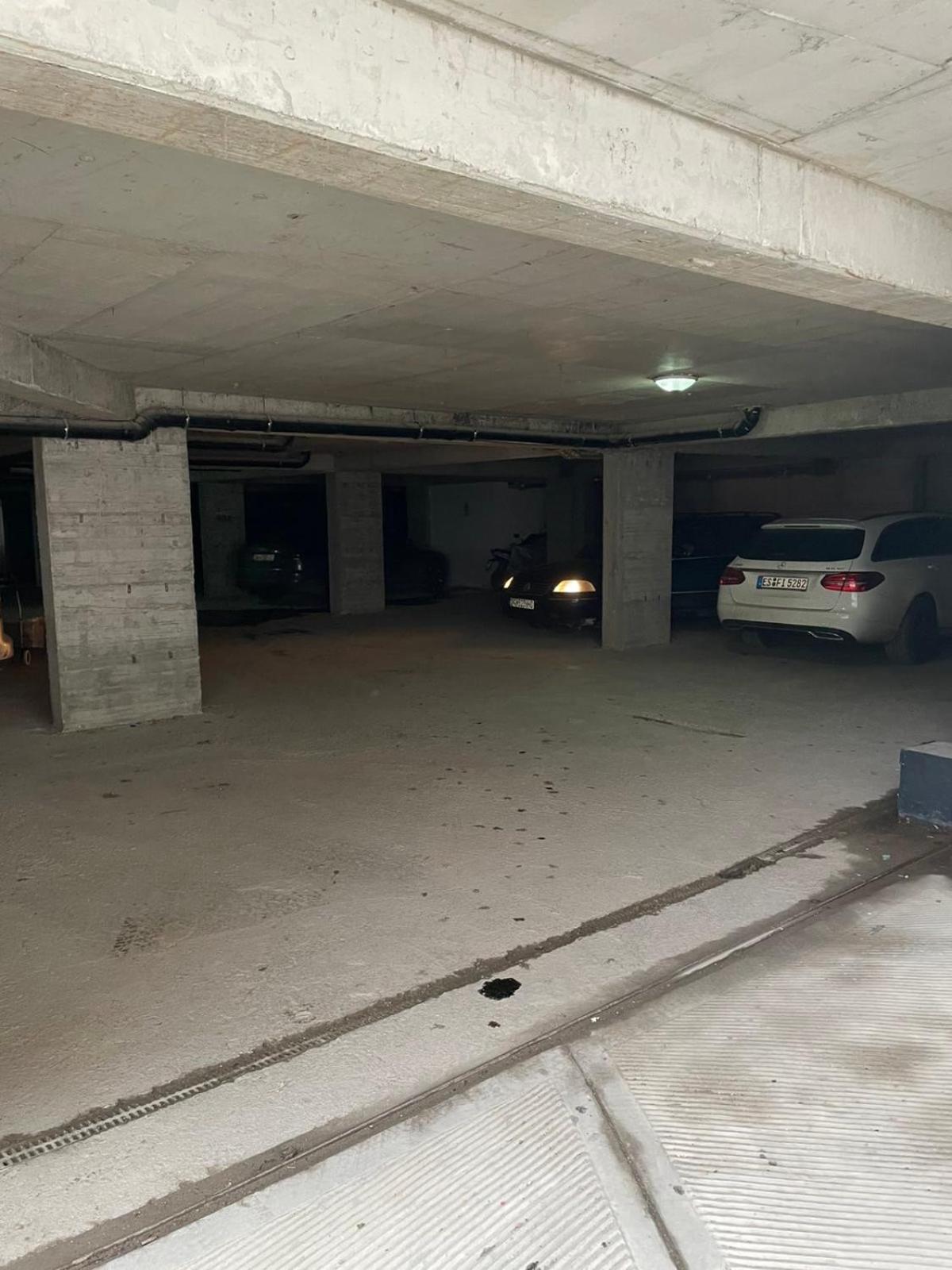 Apartment Prizreni-Free Private Parking Extérieur photo